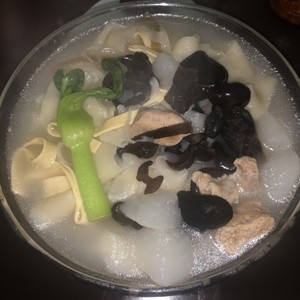 The warm stomach in the winter is nourishing the practice measure of face of ovine soup braise 14