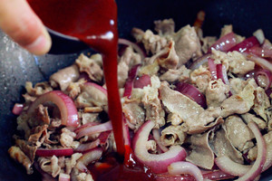 Onion fries fat Niu Juan, the satisfies a craving for delicious food really practice measure of warm 6