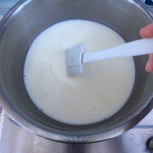 Flourishing young milk is small practice measure 4
