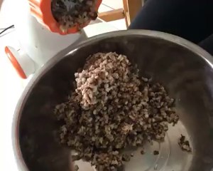 The practice move that exclusive secret makes sauce of Xianggu mushroom beef 3