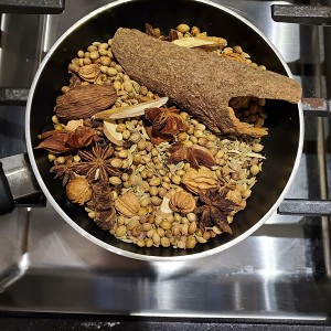 The practice measure of pink of Vietnam beef soup 5