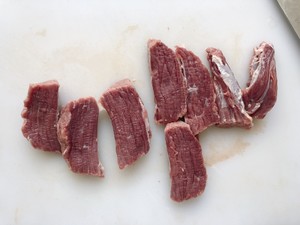Baby complementary feed - the beef that filling iron enrichs the blood is loose (beef pink) the practice measure of 7M+ 3