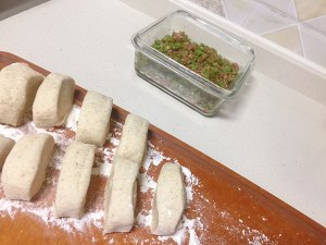 The practice measure that the kidney bean beef with delicate deft hand includes 4