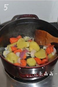 The practice measure of sirlon of potato of braise in soy sauce 5