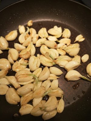 The practice measure of bead of garlic sweet beef 6