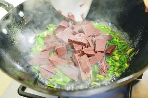 The practice measure of soup of garlic sheep blood 5
