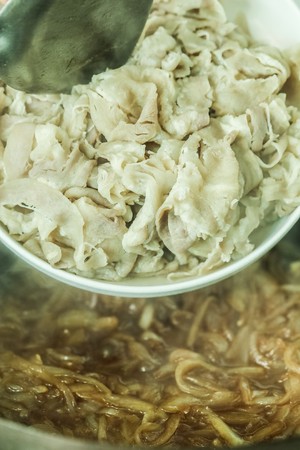 The practice measure of meal of hot spring fat cattle 5