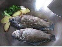 The practice measure of miscellaneous soup of sheep of crucian carp fish 7