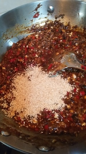 The practice measure of sauce of Xianggu mushroom beef 32