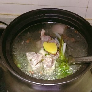 Corn carrot the practice measure of ovine bone soup 4