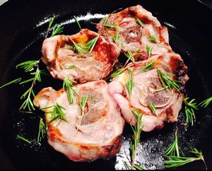 The practice measure of rosemary sheep neck 2