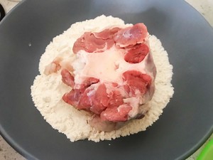 The practice measure of oxtail of braise in soy sauce 1