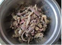 The practice measure of miscellaneous soup of sheep of crucian carp fish 3