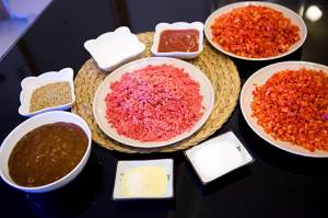 The practice measure of beef thick chili sauce 4
