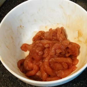 The practice measure of shredded meat of pointed any of several hot spice plants 1