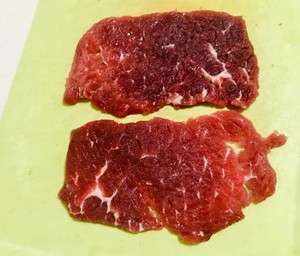The practice measure that dawdle of beef shelled fresh shrimps fries a meal 1