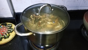 The practice measure of Nan of sheep of clear soup of mushroom of white ox liver 21