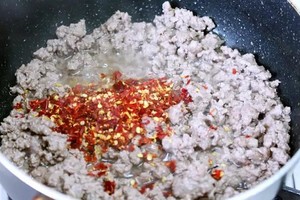 The practice measure of sauce of sweet hot beef 3