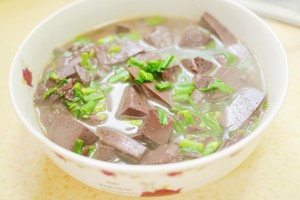 The practice measure of soup of garlic sheep blood 8
