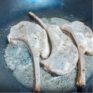 [the small kitchen of       ] microtherm boils sheep of Hei Jiaohai salt slow to gather up the practice measure of small beautiful edition 7