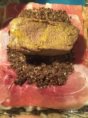 Hui Ling pauses the practice measure of beefsteak 6