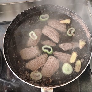 Baby complementary feed - the beef that filling iron enrichs the blood is loose (beef pink) the practice measure of 7M+ 5