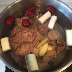 The practice measure of ovine bone soup 4