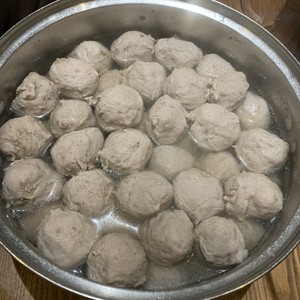 The practice measure that contains pill of wet Shan beef 7