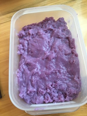 The practice move that Q plays violet potato milk is small 7