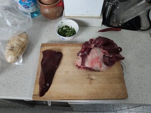 The practice measure that Chongqing taste beef burns Bai Luobo 1
