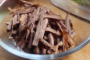 The practice move that does not want to eat onefold bittern beef to be able to try beef of bittern of dry stir-fry before stewing 3