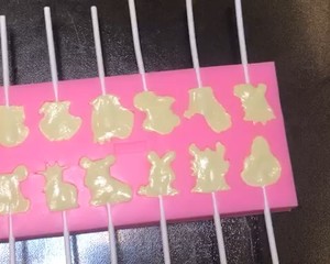 The practice measure that contains milk lollipop 5