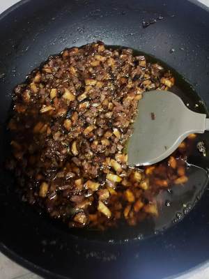 The practice measure of sauce of Xianggu mushroom beef 6
