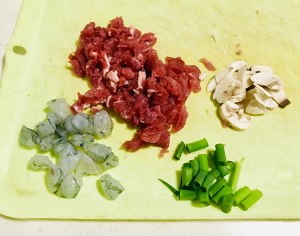The practice measure that dawdle of beef shelled fresh shrimps fries a meal 6