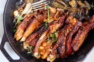 The practice measure of Rosemary Lamb Ribs of platoon of costal region of sheep of rosemary stew in soy sauce 5