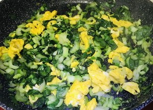 The practice measure that beef of green vegetables egg fries a meal 4