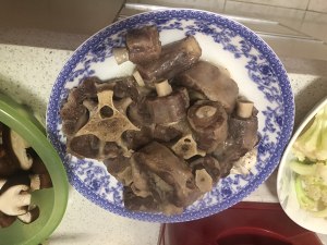 The practice measure of oxtail of braise in soy sauce 3