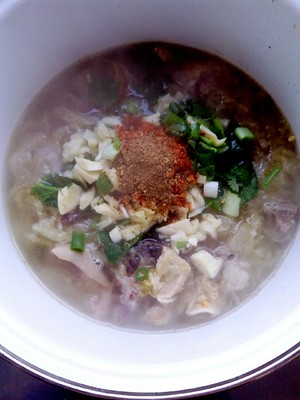 The pickled Chinese cabbage of old grandma stews the practice measure with miscellaneous sheep 6