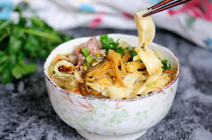 The practice measure that the Shu Xin that the Yang Shang with the true hotpot of chunk of noodle of curry sheep soup lets you eat sets his mind at again 21