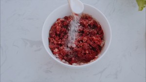 Healthy beef Zhi person the practice measure of hamburger 1