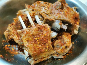 Mutton chop is baked sweet, the practice measure of the ovine soup pink that boil 4