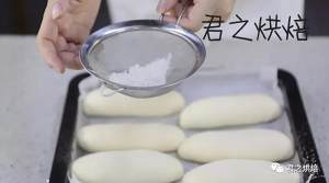 The practice measure that milk flour includes 10