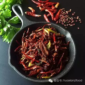 The practice measure of silk of beef of dry stir-fry before stewing 7