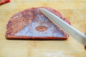 Christmas tree Zhi person the practice measure of beefsteak 3