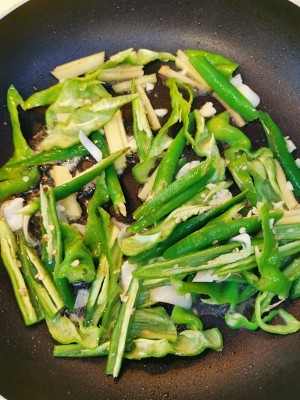 The practice measure that chili beans horn fries beef 5