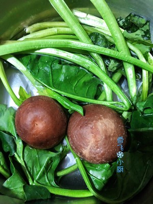 The practice measure of congee of beef of Xianggu mushroom spinach 3