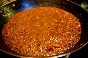The practice measure of beef thick chili sauce 8