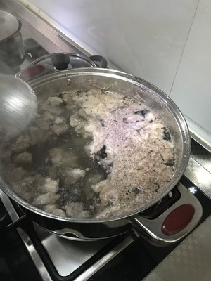 Explain the practice measure of mom sheep noodles in soup 2