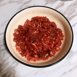 The practice measure that beef of black any of several hot spice plants fries asparagus 2