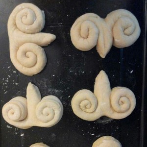 The practice measure of biscuit of beautiful sheep sheep 4